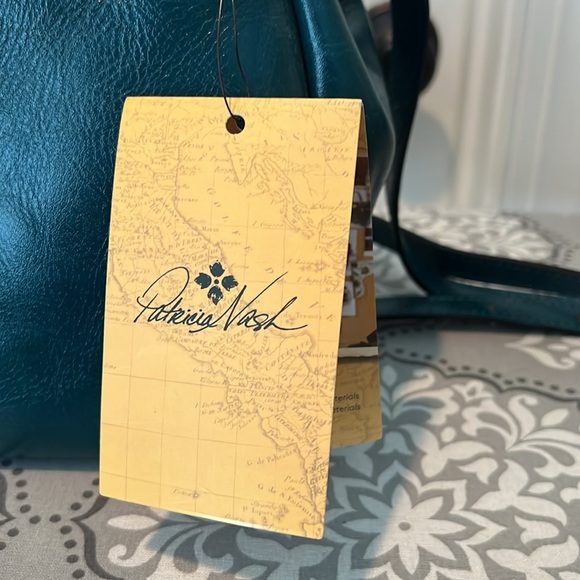 Patricia Nash Cavo Tote Teal with Metallic grain - Picture 5 of 7